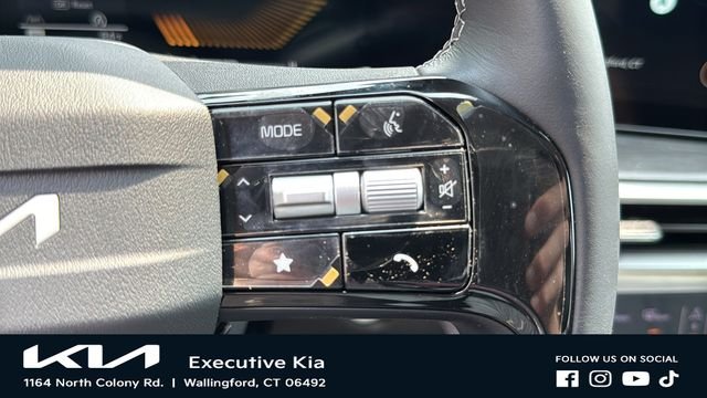 New 2026 Jungle Green Kia X-Line EX AWD image 14