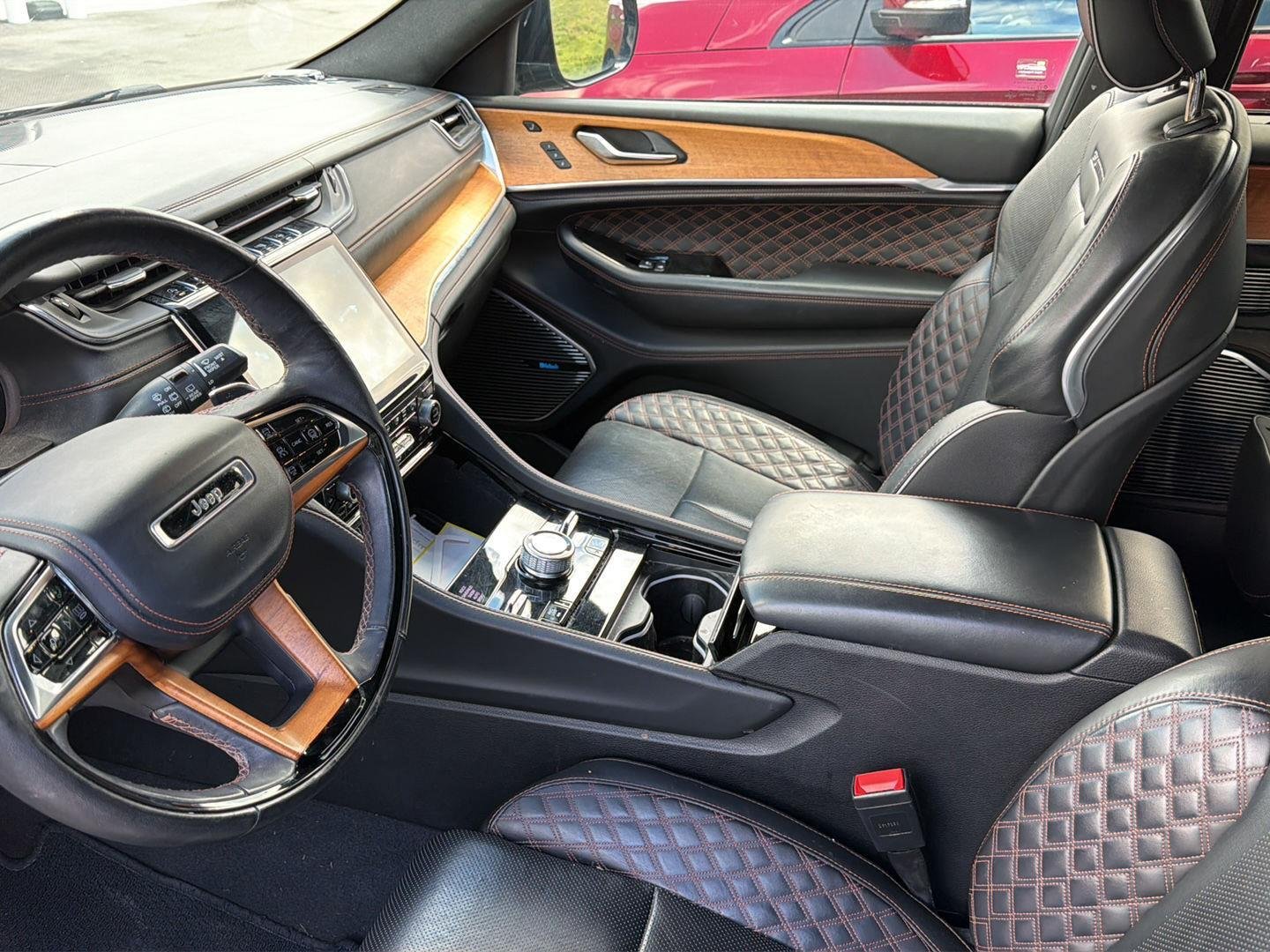 Used 2021 Diamond Black Crystal Pearlcoat Jeep Summit Reserve image 4