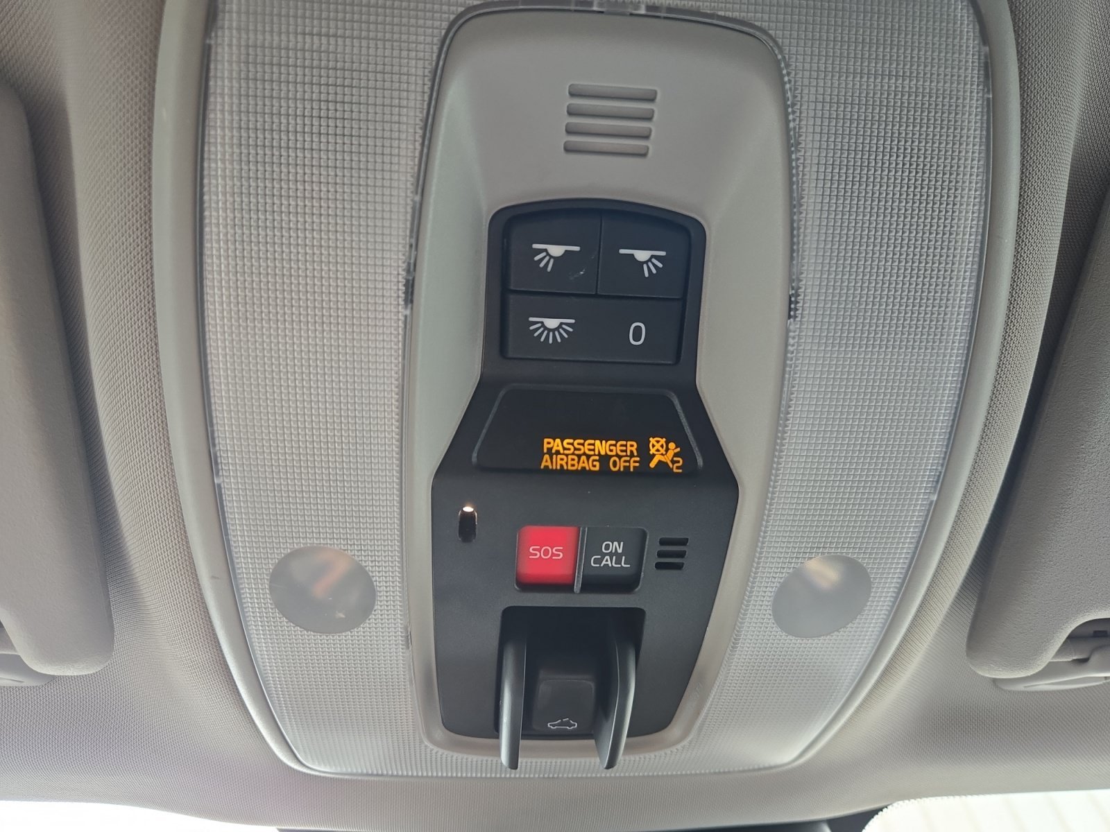 Used 2016 Ice White Volvo T5 Drive-E Premier image 19