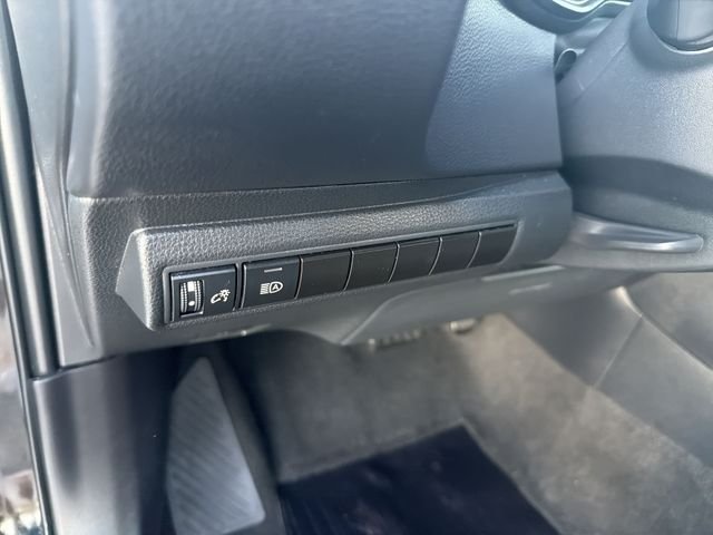 2024 Toyota Corolla LE - Photo 11