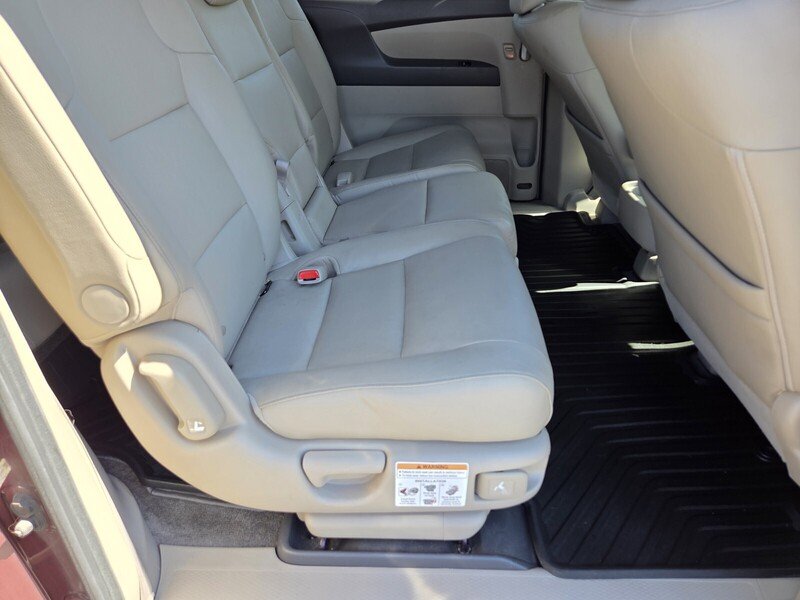 Used 2013 BURGUNDY Honda 5DR EX-L image 16