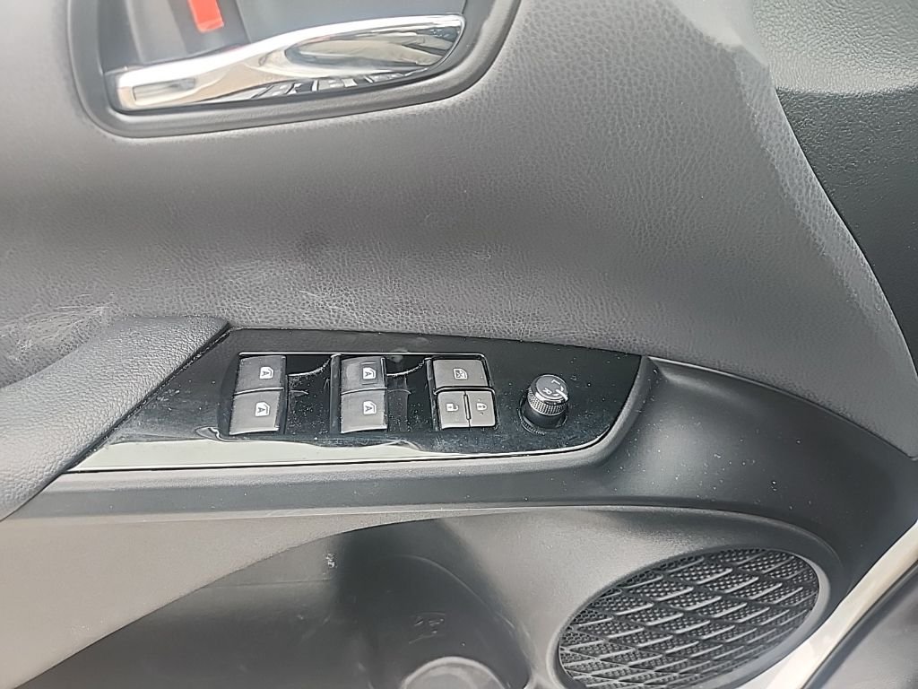 Used 2018 Silver Toyota Plus image 26