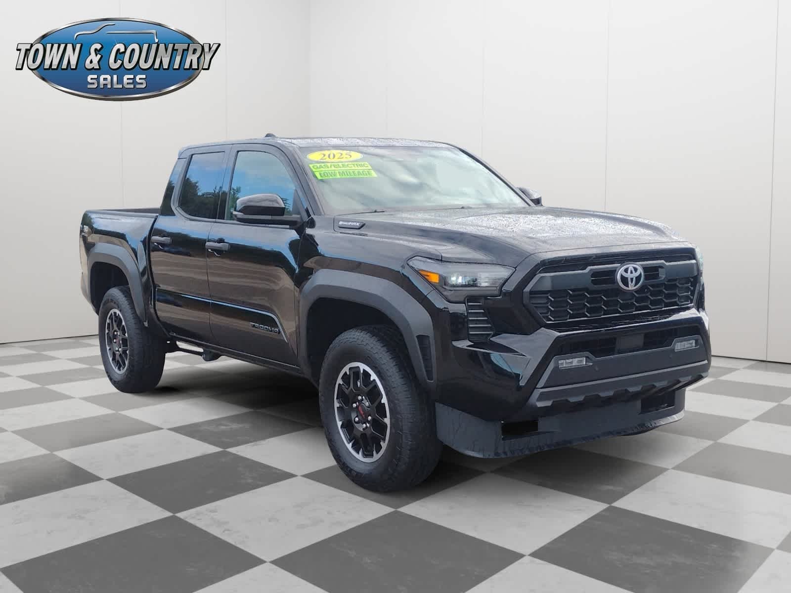2025 Toyota Tacoma TRD Off Road