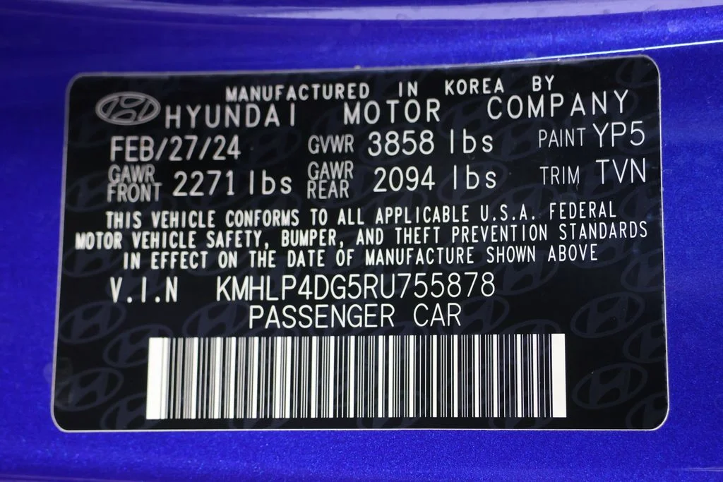 Used 2024 Blue Hyundai Limited image 30