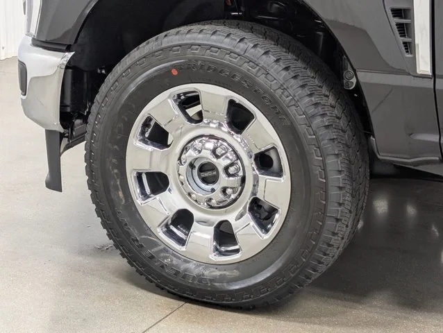 New 2026 Agate Black Metallic Ford F-250® King Ranch® image 42