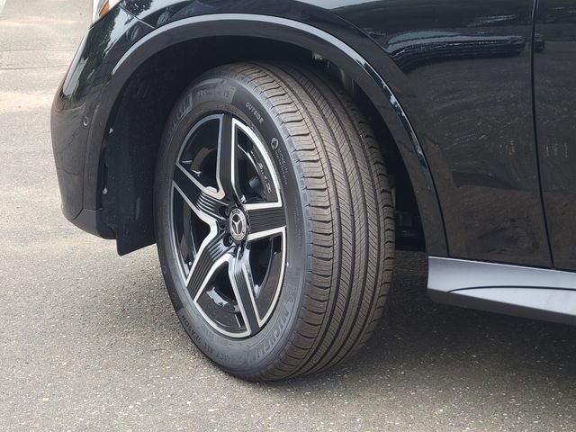 New 2026 Black Mercedes-Benz GLC 300 image 30