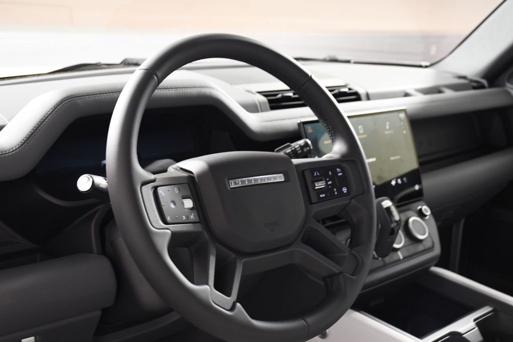 2026 Land Rover Defender S - Photo 13