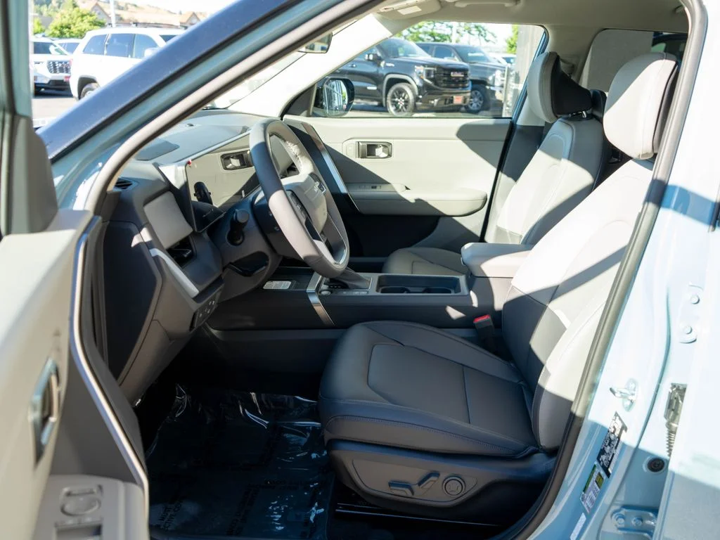 New 2027 Frost Blue Kia EX image 11