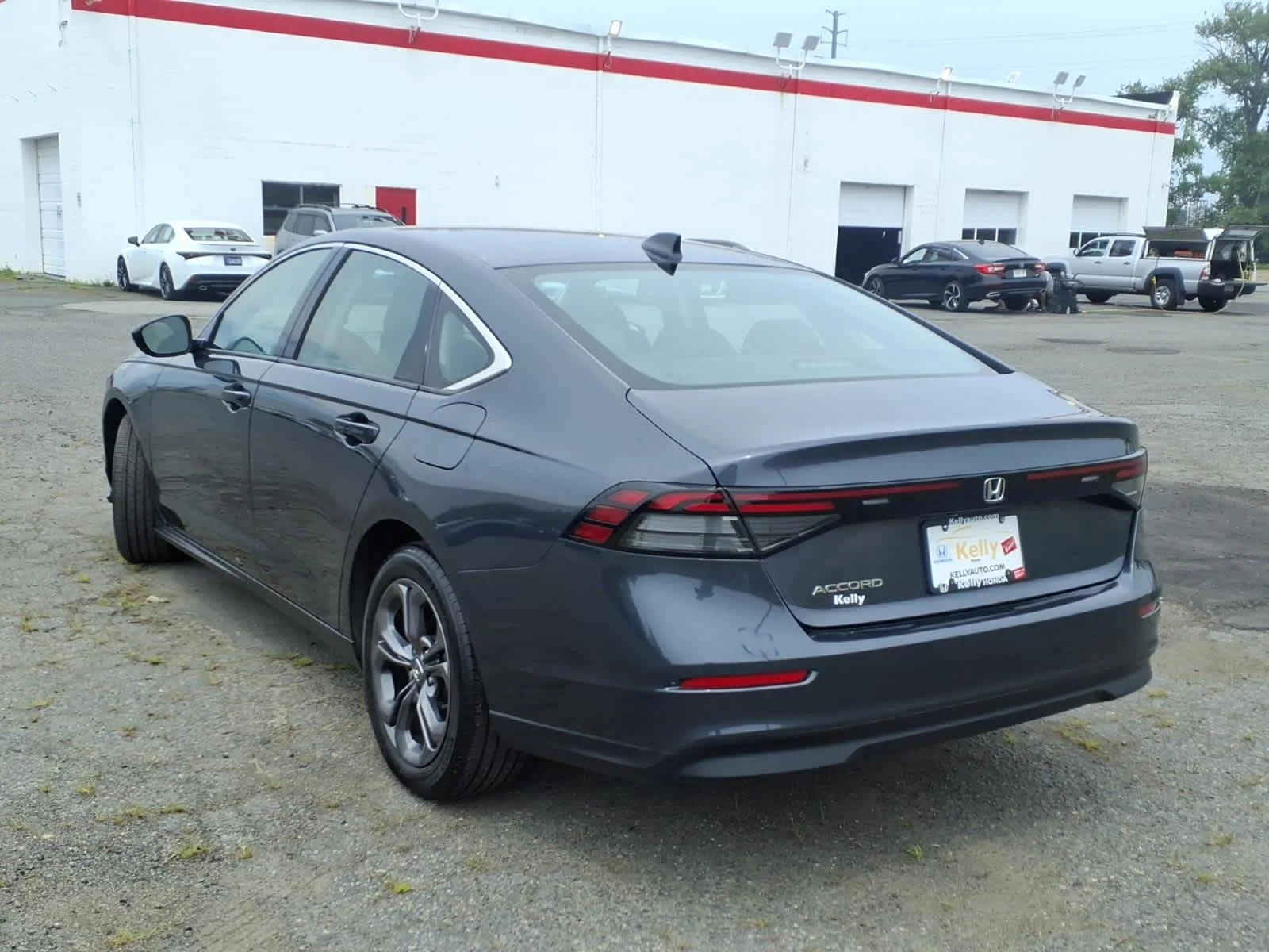 2023 Honda Accord EX - Photo 7