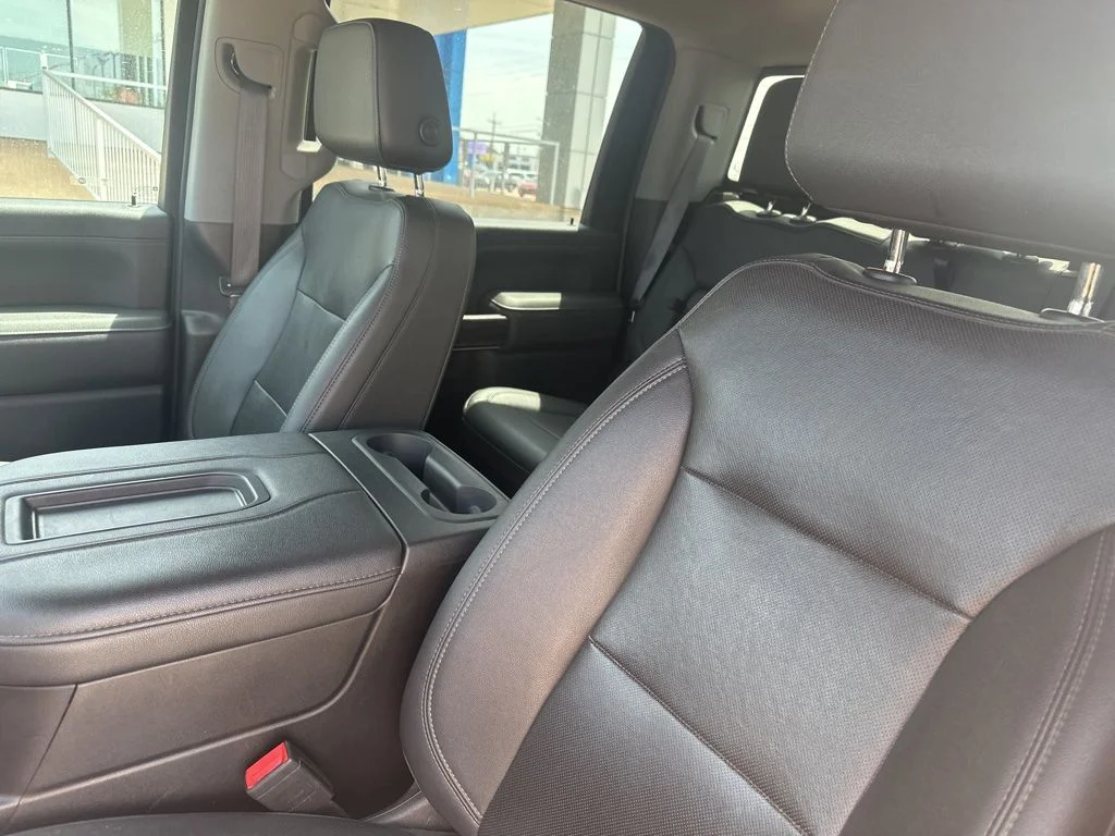 Used 2022 Red Chevrolet LTZ image 2