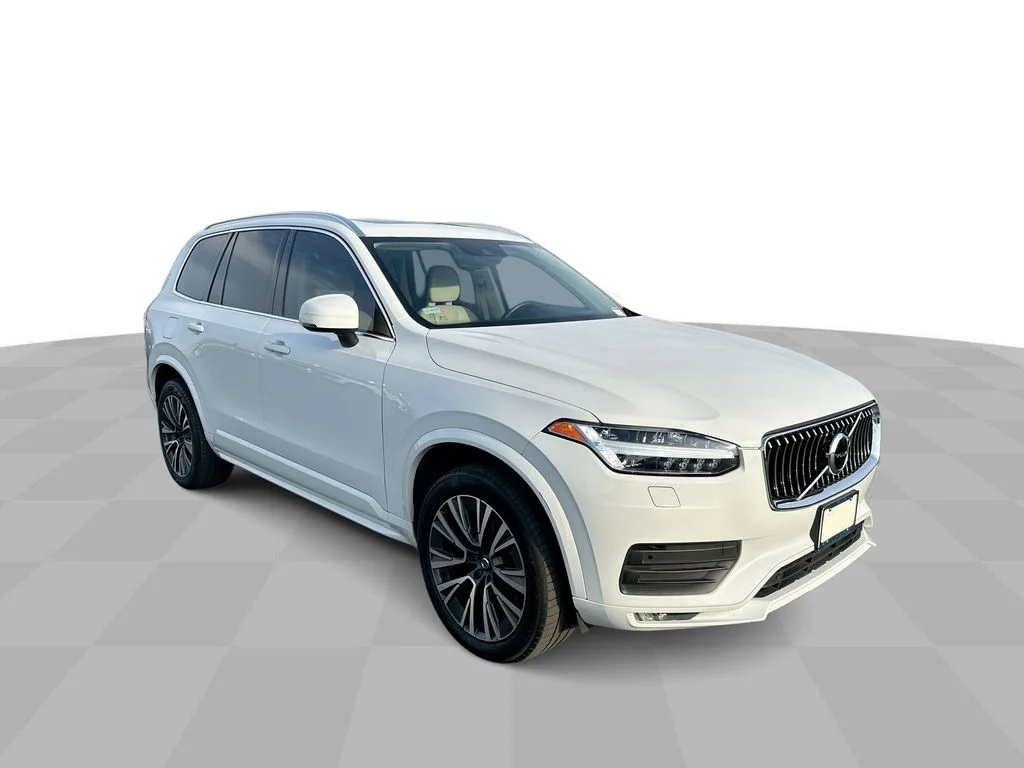 Used 2021 White Volvo T5 Momentum image 17
