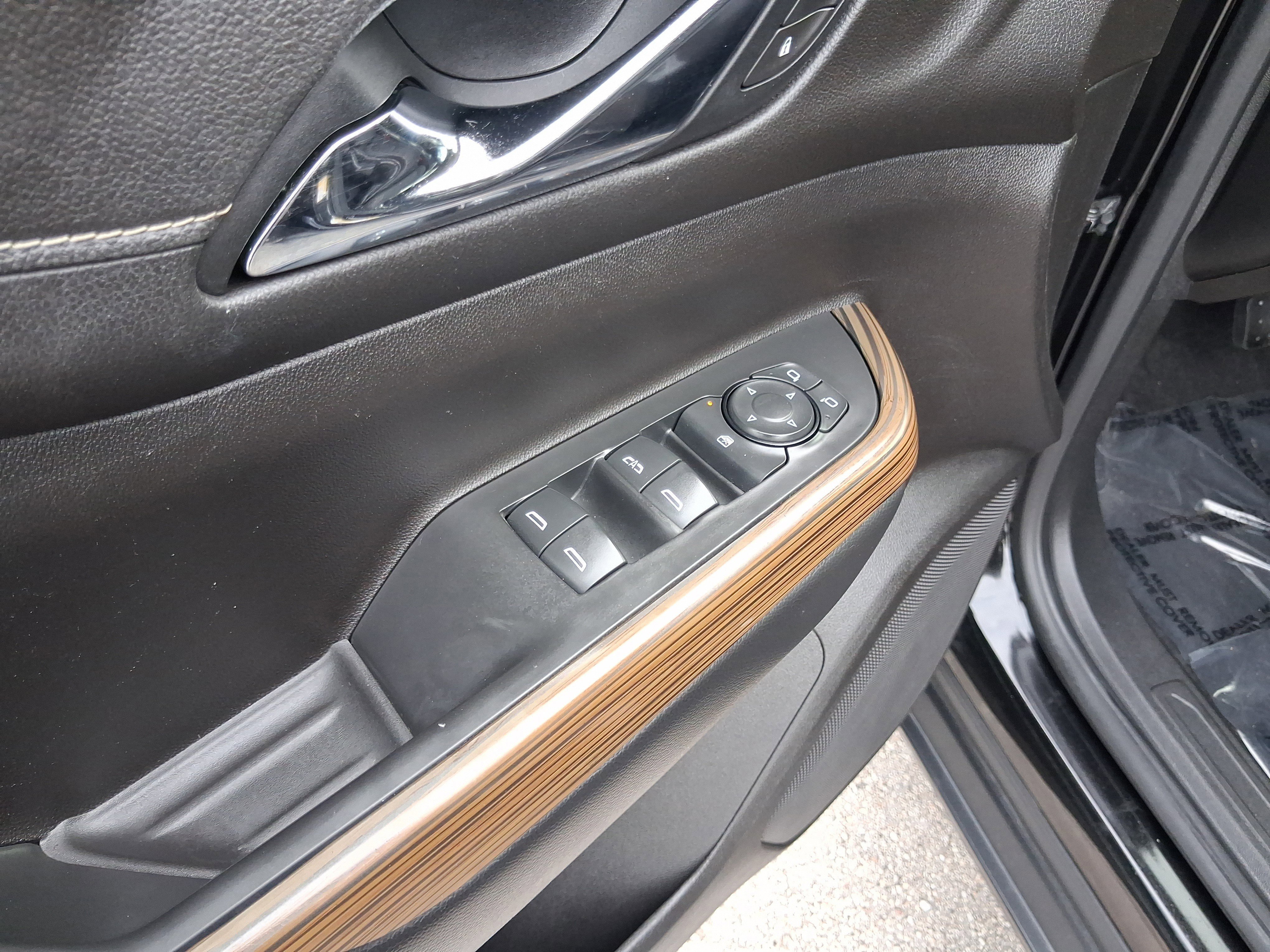 Used 2021 Black GMC SLE image 16