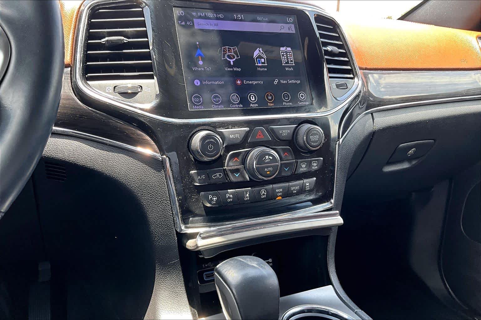 Used 2020 Bright White Clearcoat Jeep Overland image 35
