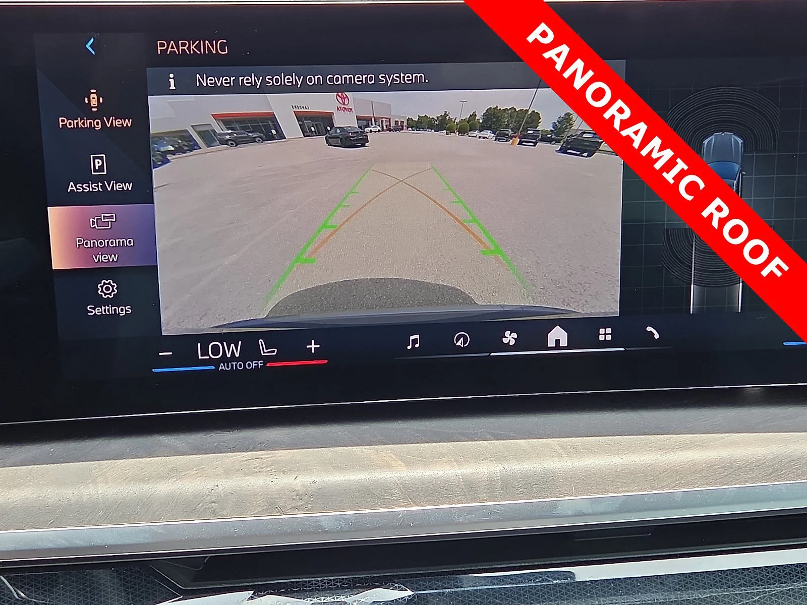 Used 2025 Skyscraper Grey Metallic BMW xDrive40i image 18