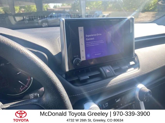 Certified Used 2025  Toyota XLE image 16