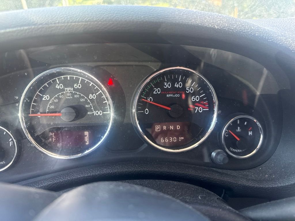 Used 2016 Black Jeep Unlimited Rubicon image 6