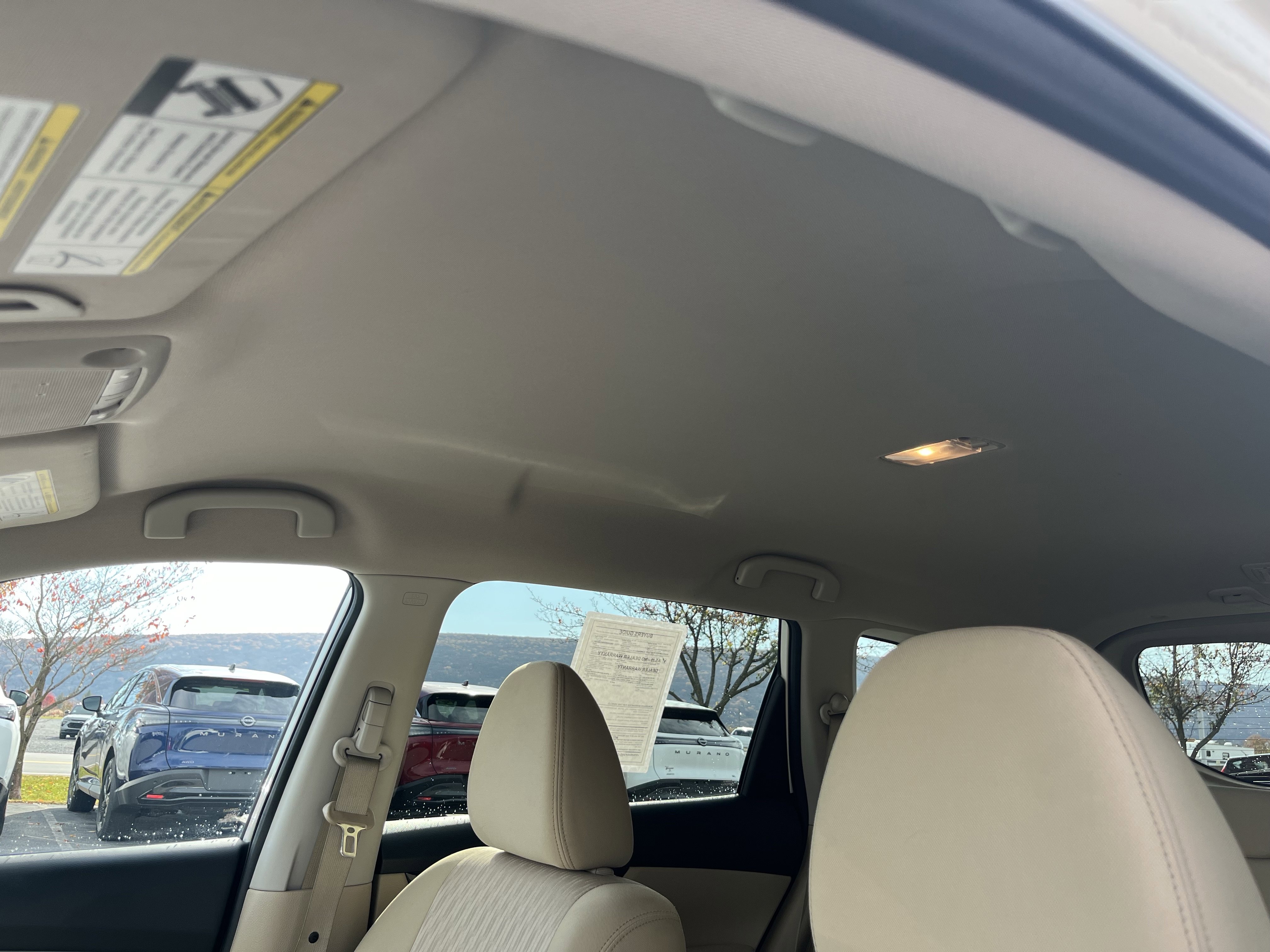 2020 Nissan Rogue AWD SV photo 3