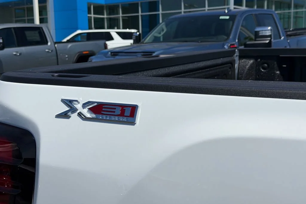 New 2026 Summit White GMC SLT image 11