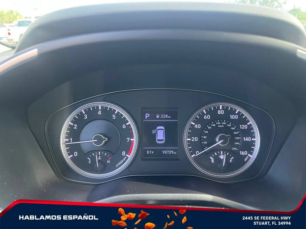 Used 2020 Red Hyundai SE image 20