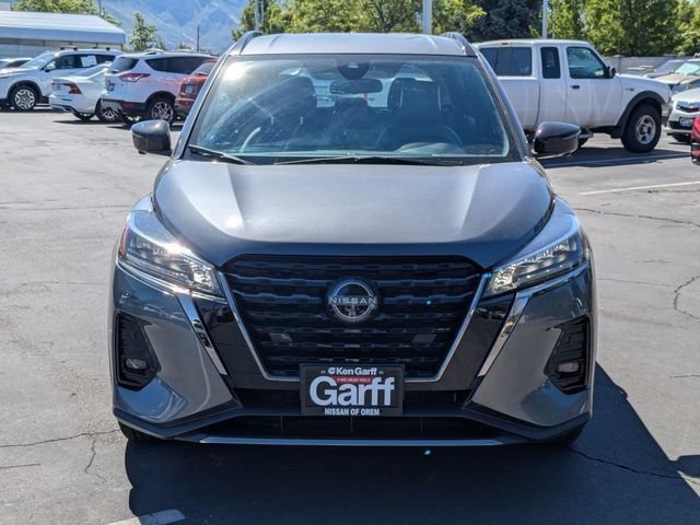 Used 2023 Gun Metallic Nissan SR image 9