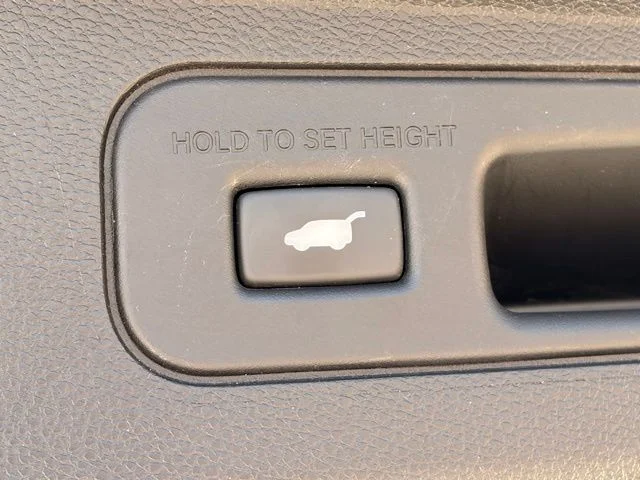 Certified Used 2025 Silver Honda EX-L image 18