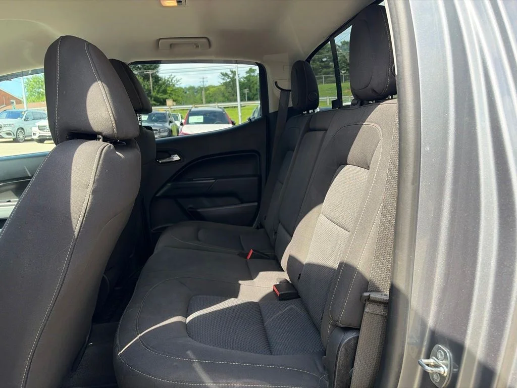 Used 2021 Gray Chevrolet LT image 21