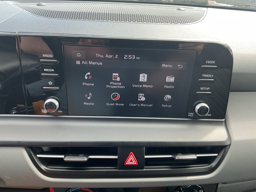Used 2026 Snow White Pearl Kia LX image 27