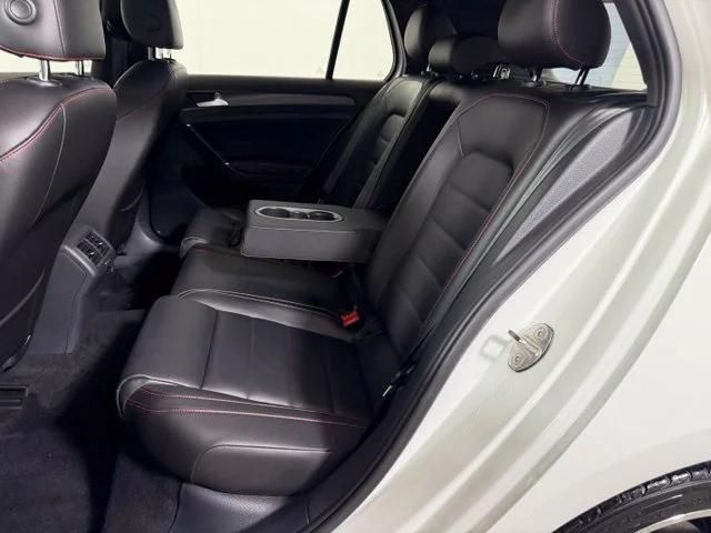 Used 2020 White Volkswagen Autobahn image 20