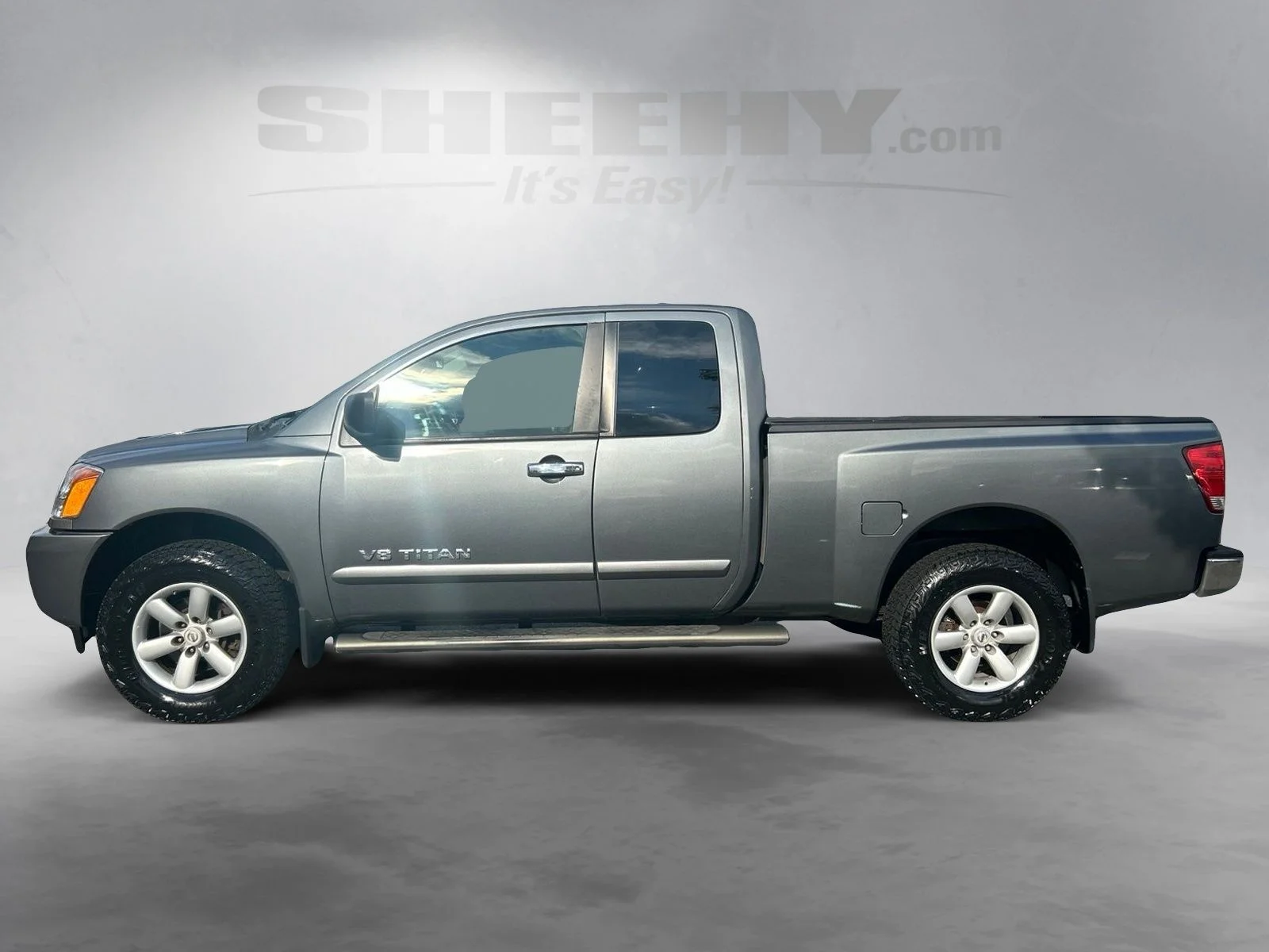 Used 2013 Gun Metallic Nissan SV image 15