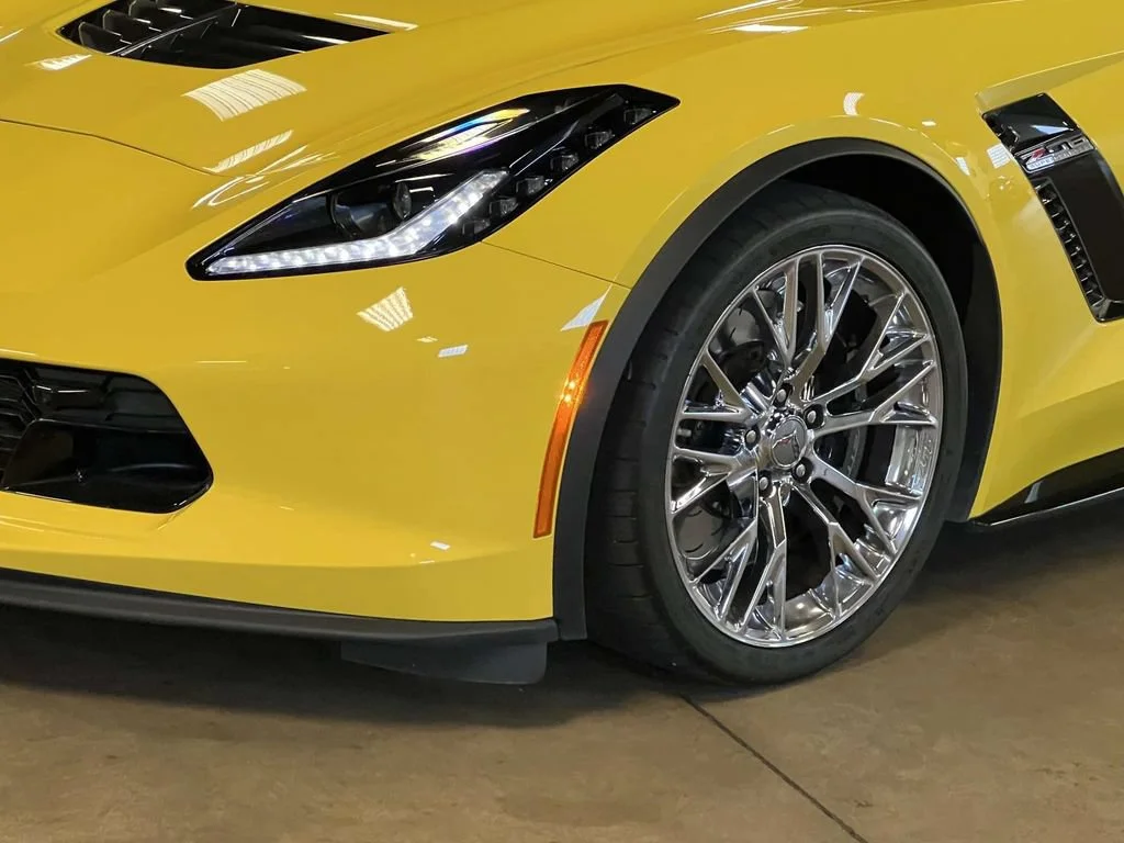 Used 2017 CORVETTE RACING YELLOW TINTCOAT Chevrolet Z06 2LZ image 8