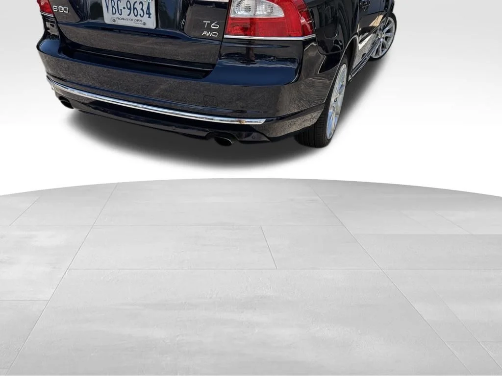 Used 2015 Blue Volvo T6 Platinum image 4