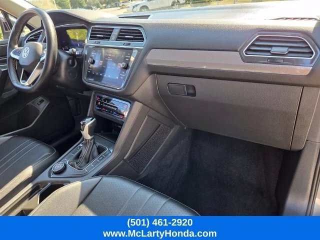 Used 2024 Gray Volkswagen 2.0T SE image 19