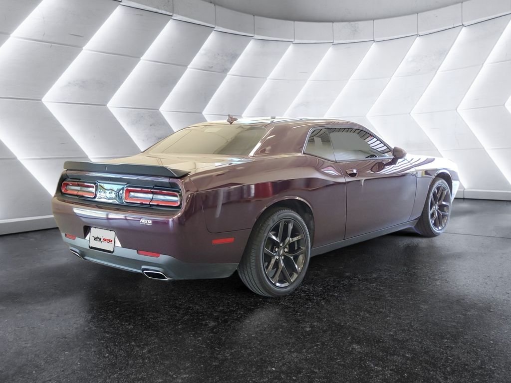 Used 2022 Purple Dodge SXT image 4