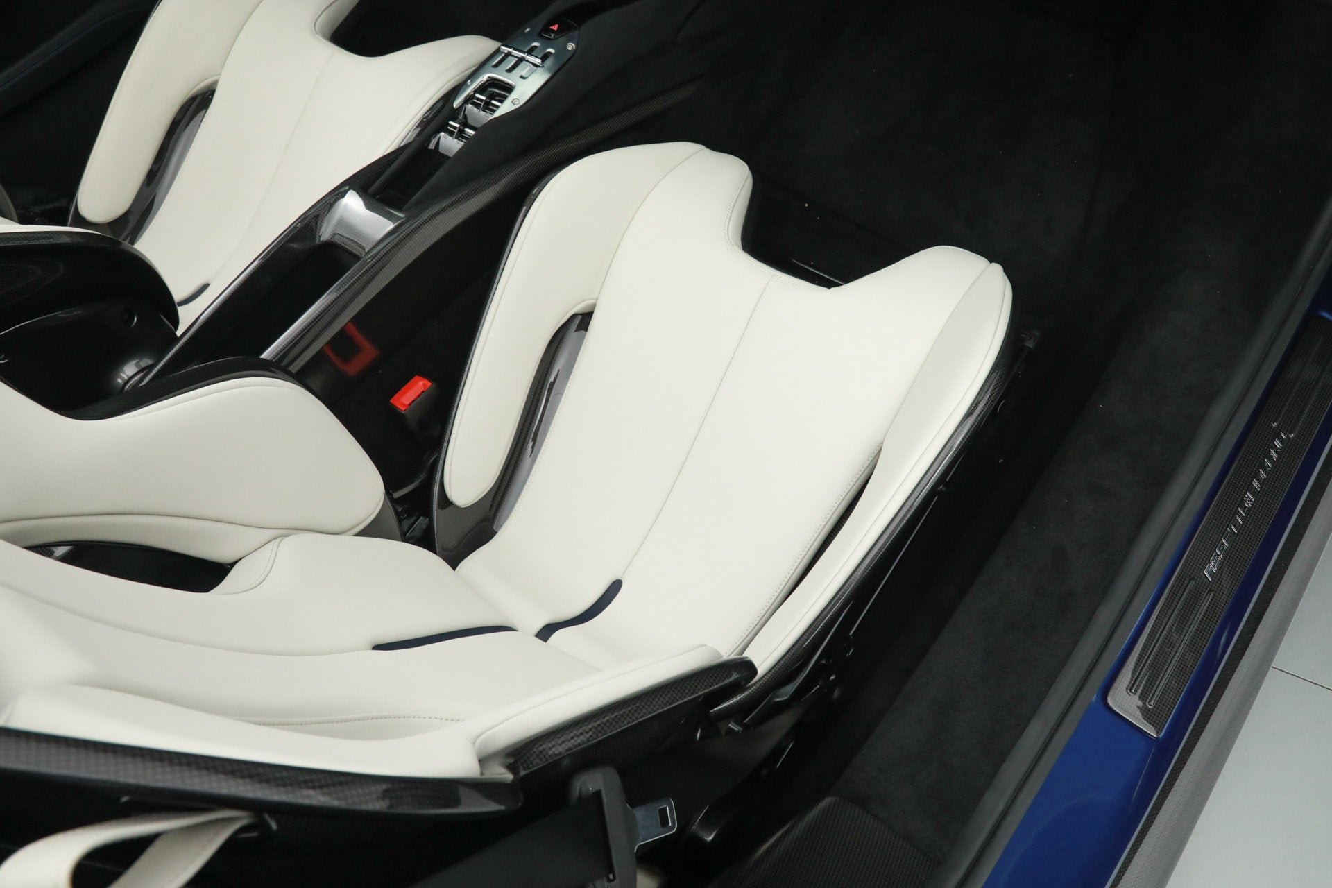 Used 2023 Blue Ferrari  image 23