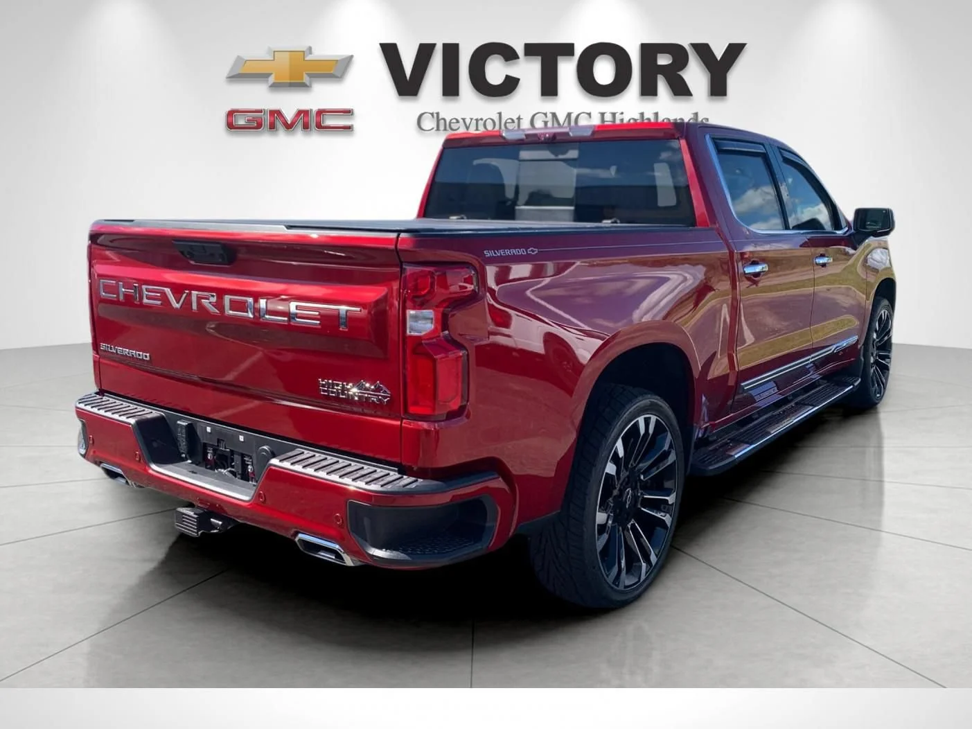 Used 2024 Radiant Red Tintcoat Chevrolet High Country image 3
