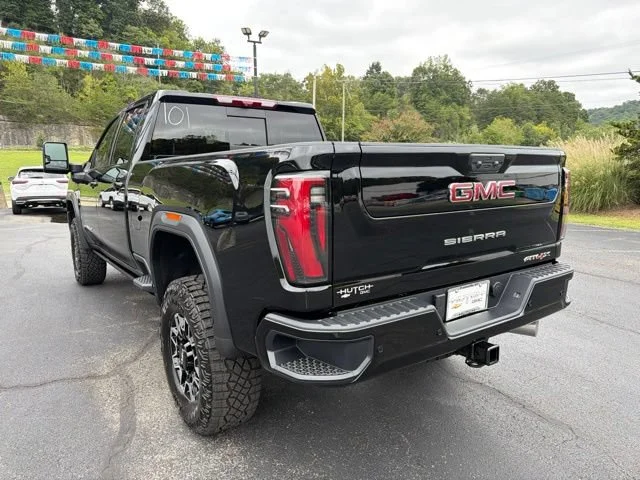 New 2026 Onyx Black GMC AT4X image 5