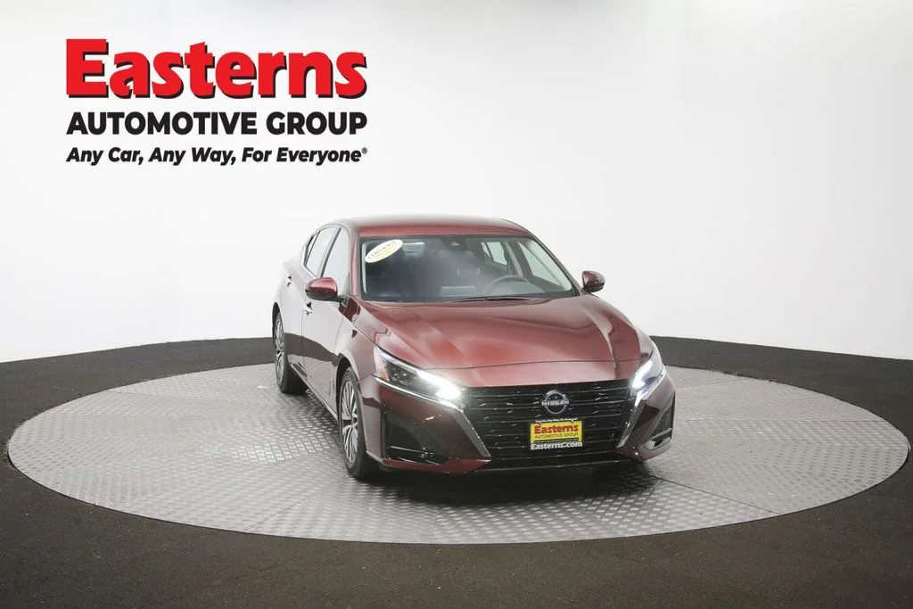 Used 2023 Red Nissan 2.5 SV image 51