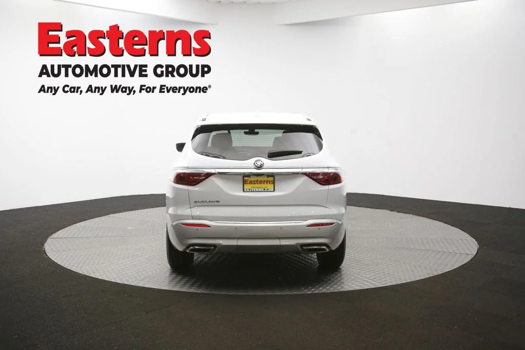 Used 2024 White Buick Premium Group image 41