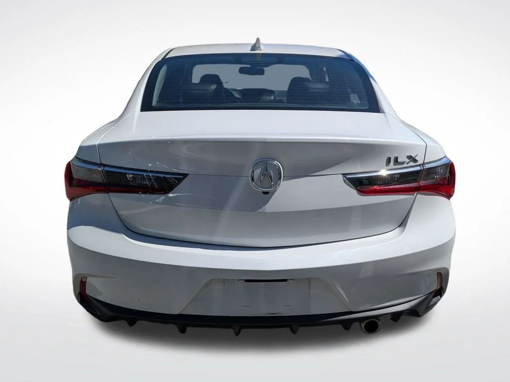 Used 2022  Acura Premium Package image 4