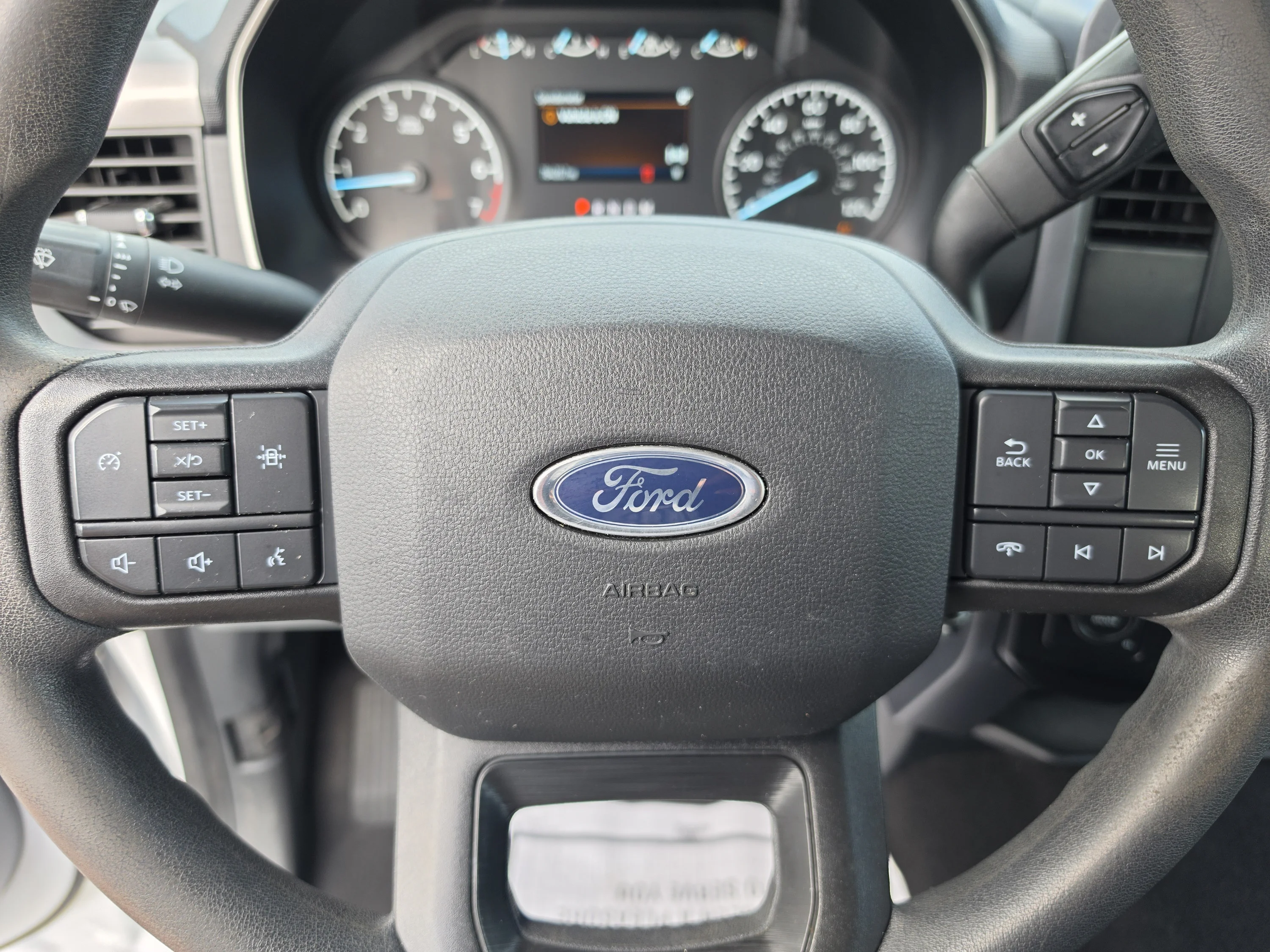 Used 2023 Oxford White Ford XLT image 35