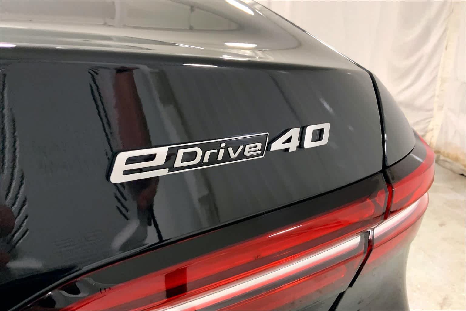 Used 2024 Black Sapphire Metallic BMW eDrive40 image 15