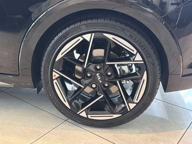 Certified Used 2026 Aurora Black Pearl Kia GT-Line image 24