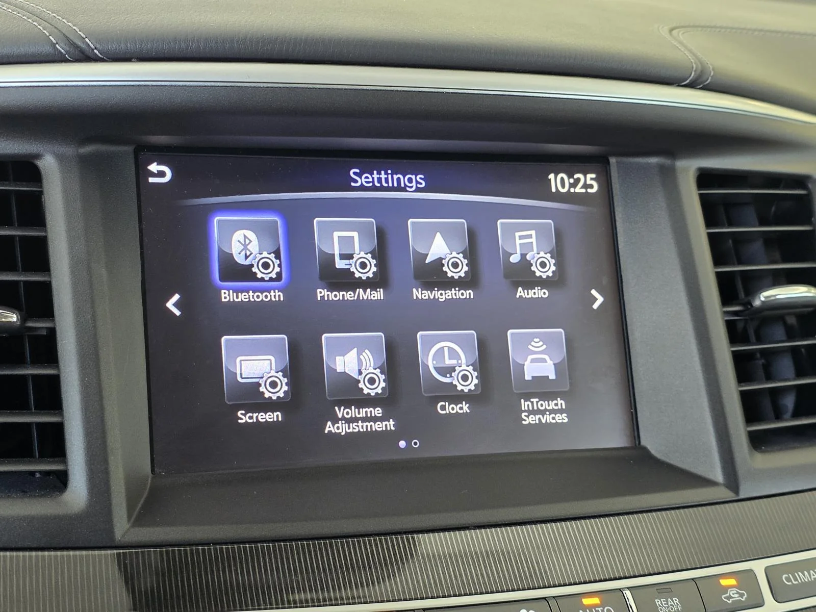Used 2020 Majestic INFINITI LUXE image 25