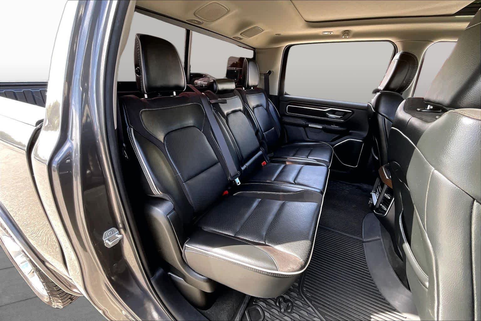 Used 2022 Granite Crystal Metallic Clearcoat Ram Laramie image 21