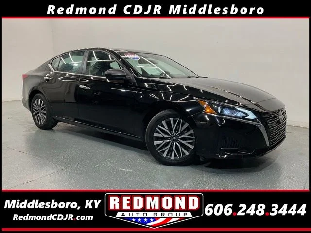 2025 Nissan Altima 2.5 SV's photo