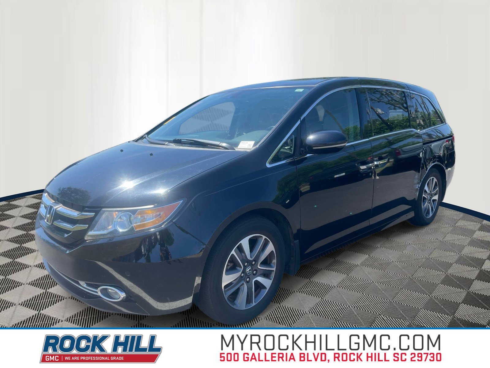2014 Honda Odyssey Touring Elite's photo