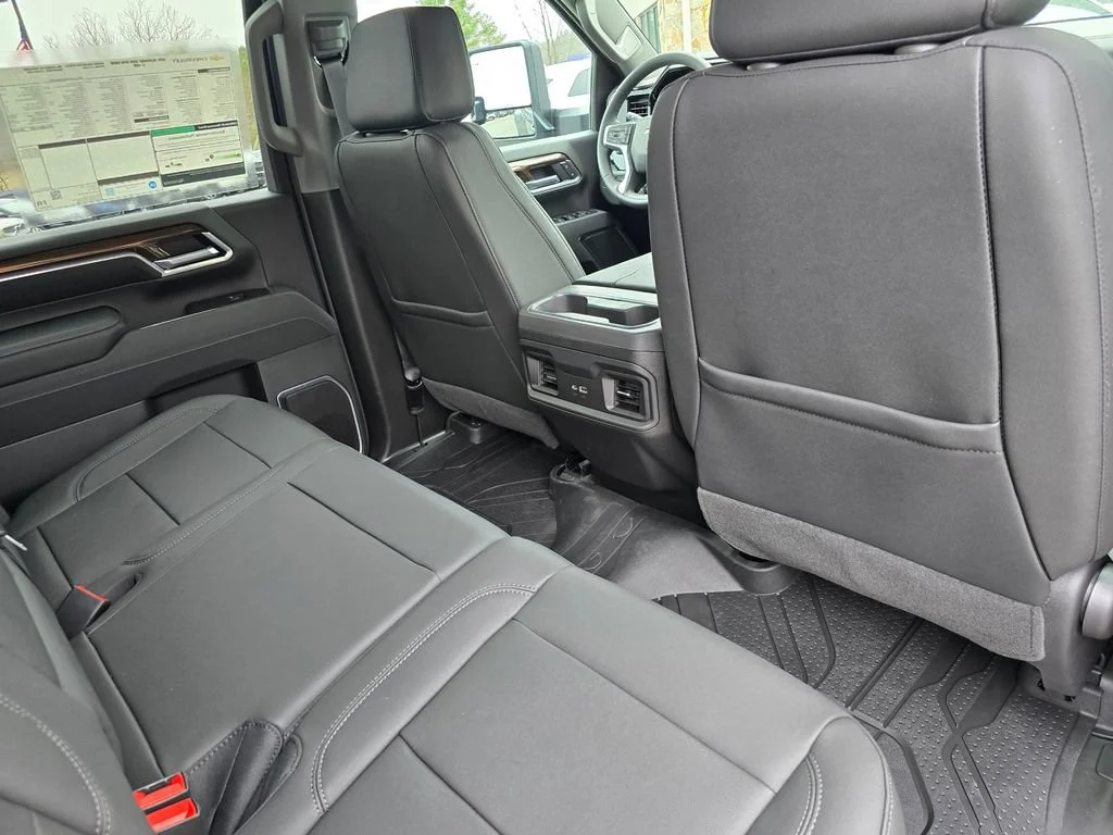 2026 Chevrolet Silverado 3500 HD LT - Photo 25