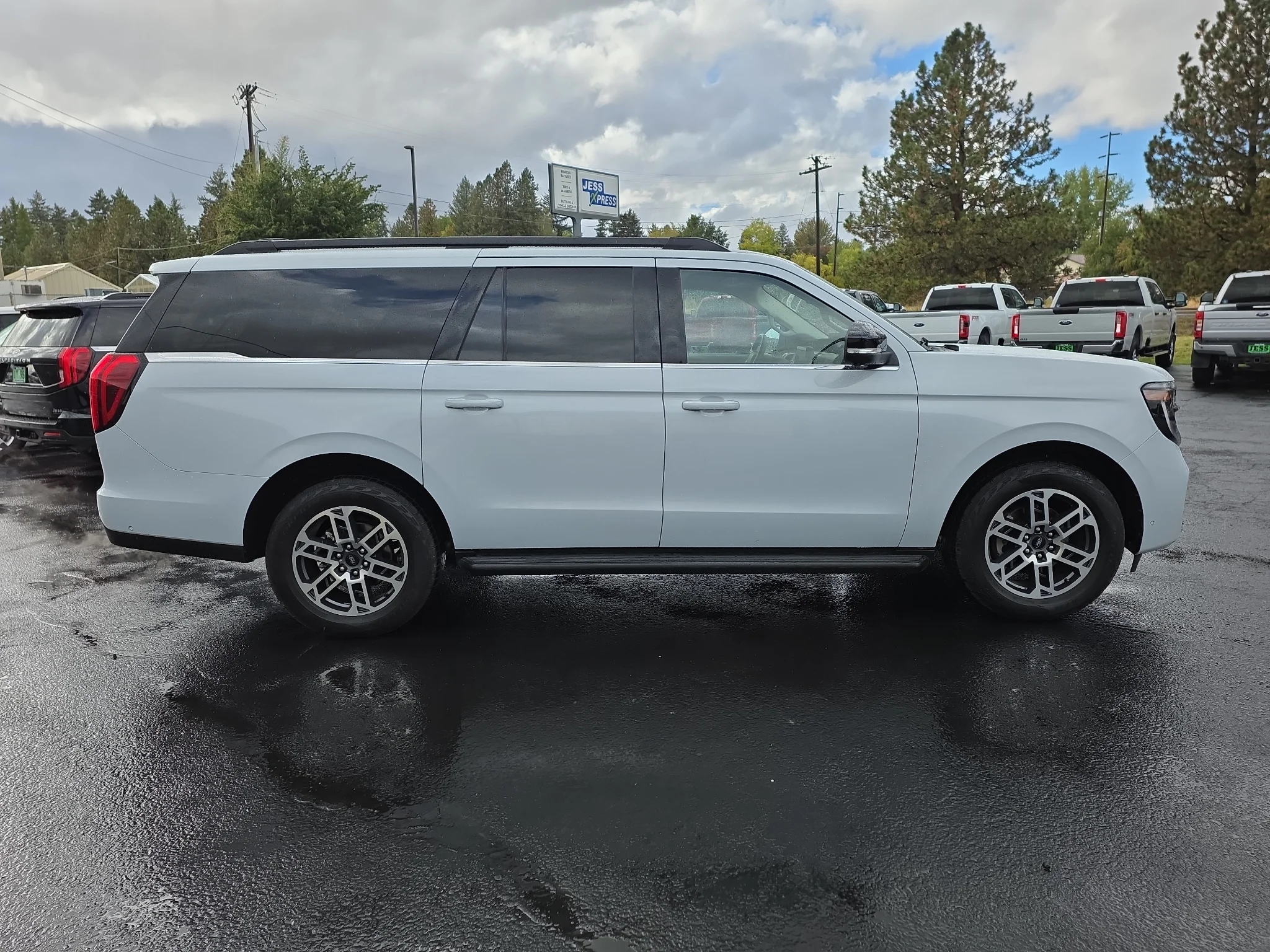 Certified Used 2025 Space Silver Ford Active image 15