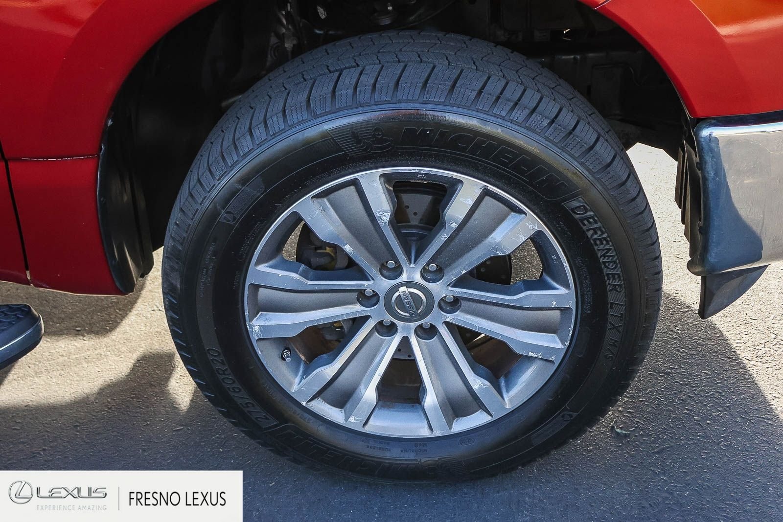 Used 2017 Red Nissan SL image 10