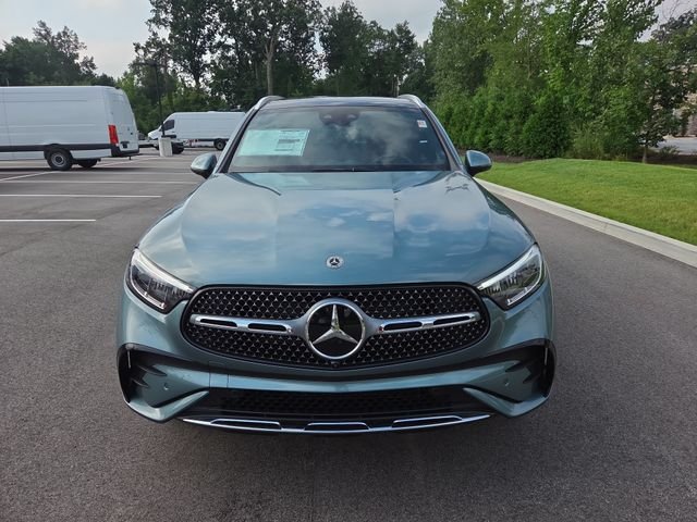 New 2027 Verde Silver Metallic Mercedes-Benz GLC300 image 8